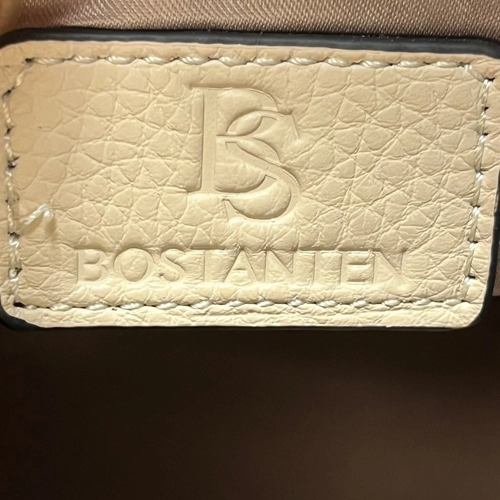 BOMANIER Beige Shoulder Bag with Tan Handles